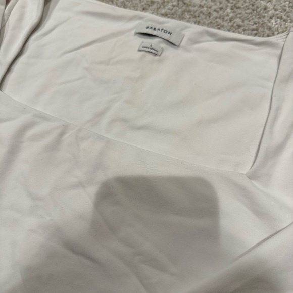 Aritzia Babaton Contour Long Sleeve Top - Picture 3 of 8